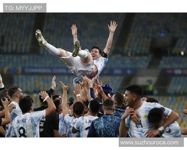 红地毯上的足球明星们展现风采与魅力的璀璨时刻